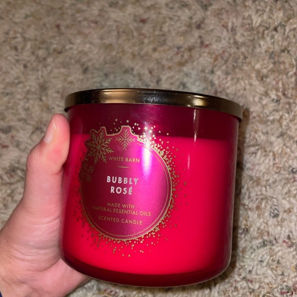 BBW limited edition bubbly rose white barn candle 🕯 - Picture 4 of 6